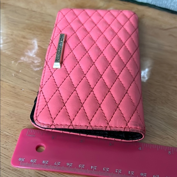 Rebecca Minkoff Ava zip Quilted Leather Wallet - Picture 4 of 9